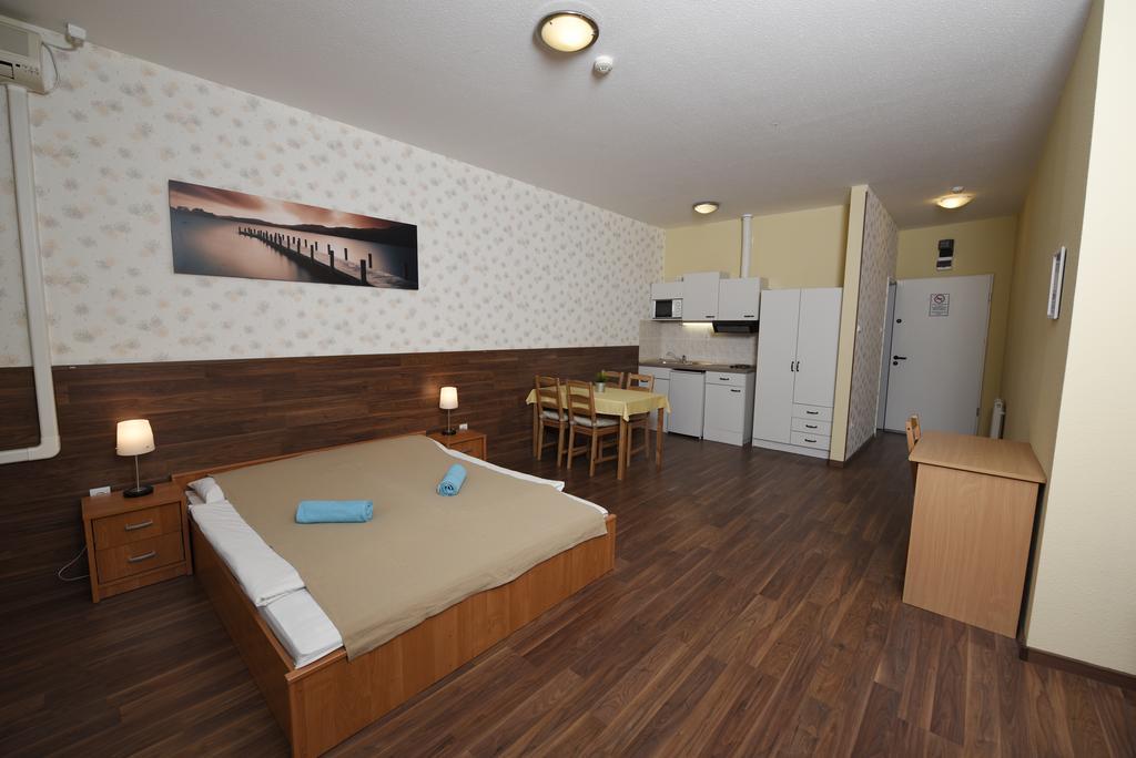 Matyas Hotel Будапеща Екстериор снимка