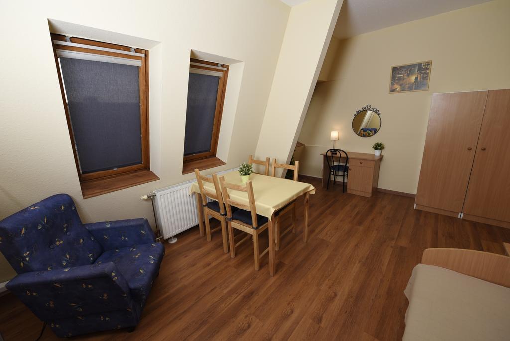 Matyas Hotel Будапеща Екстериор снимка
