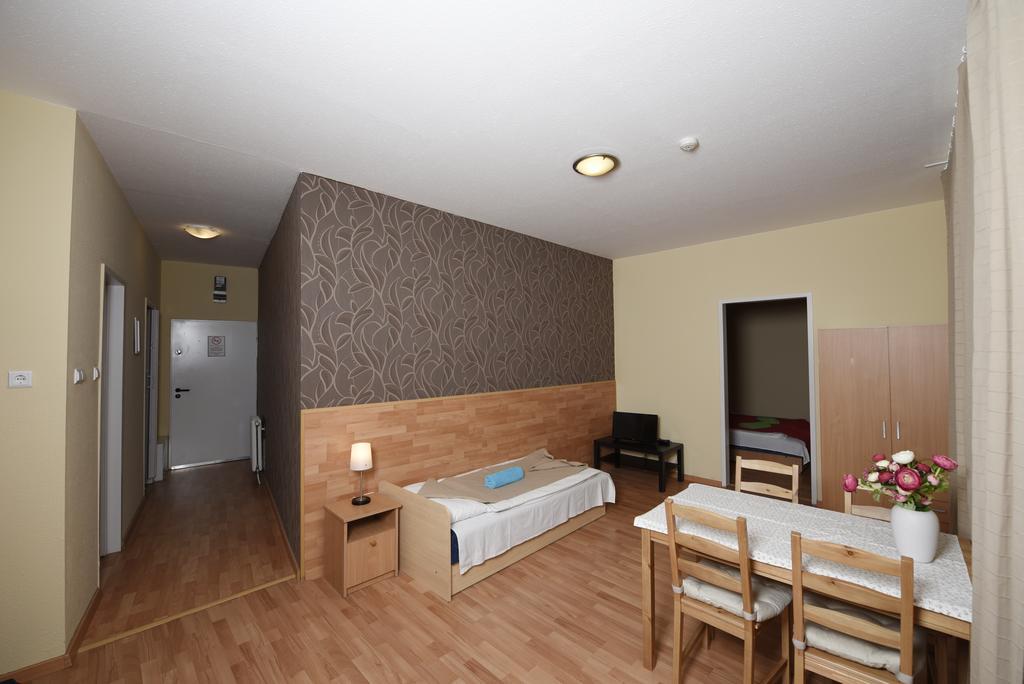 Matyas Hotel Будапеща Екстериор снимка