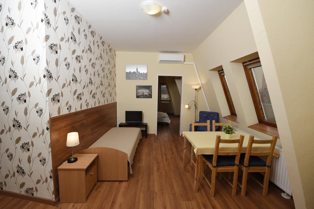 Matyas Hotel Будапеща Екстериор снимка